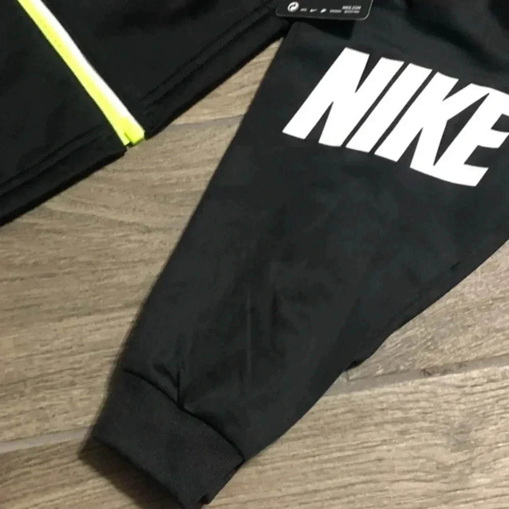 NWT Nike toddler jogger set with jacket yellow zipper streetwear activewear
